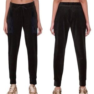 House of Harlow 1960 Black Velour Jogger Sweatpants, Size Small